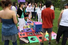evento empresarial para fin de año adultos y jovenes 